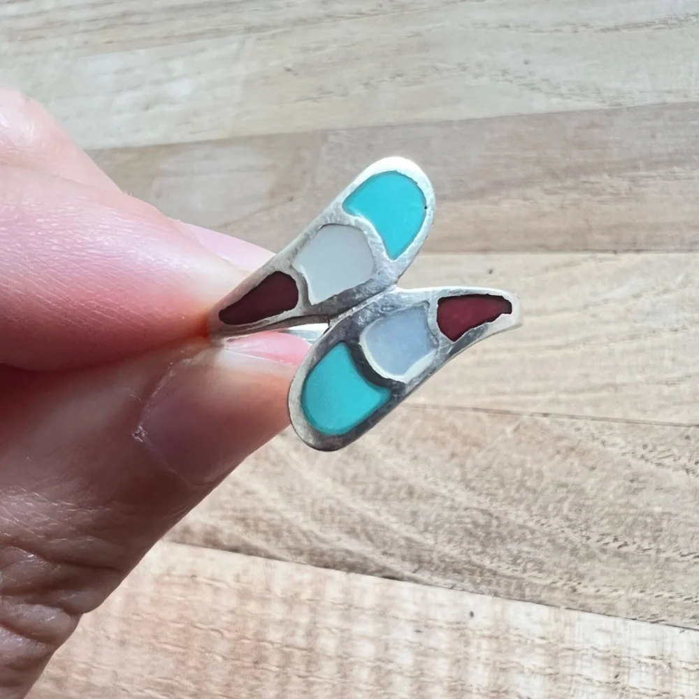 Vintage Southwestern Sterling silver turquoise mother of pearl ring